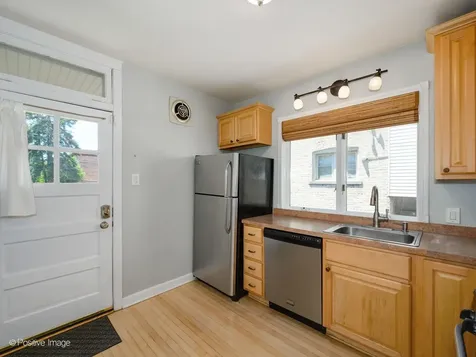 6014 North Navarre Avenue Chicago IL 60631