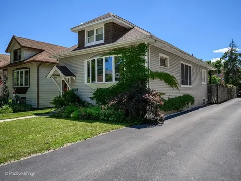 6014 North Navarre Avenue Chicago IL 60631
