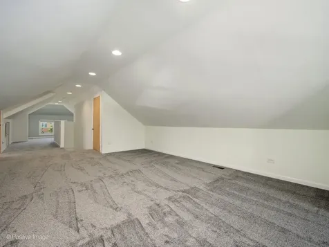 6014 North Navarre Avenue Chicago IL 60631