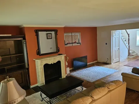 3912 Dundee Road Northbrook IL 60062