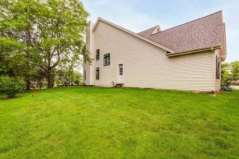 1436 Gregory Court Indian Creek IL 60061