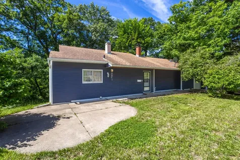 1218 20TH Ave Way East Moline IL 61244
