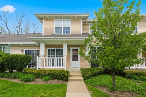 1274 Walnut Glen Drive Crystal Lake IL 60014