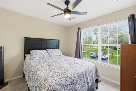 1274 Walnut Glen Drive Crystal Lake IL 60014