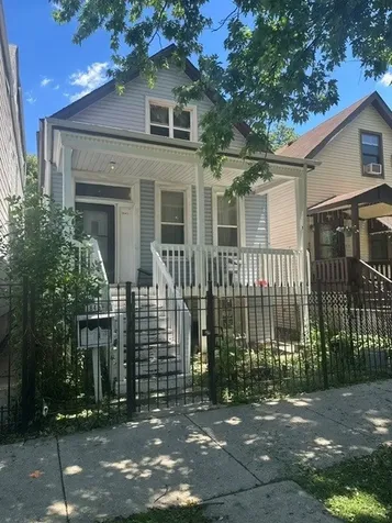 1845 North Sawyer Avenue Chicago IL 60647