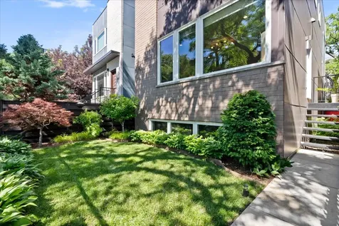 1859 North Albany Avenue Chicago IL 60647