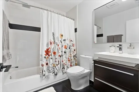 1859 North Albany Avenue Chicago IL 60647