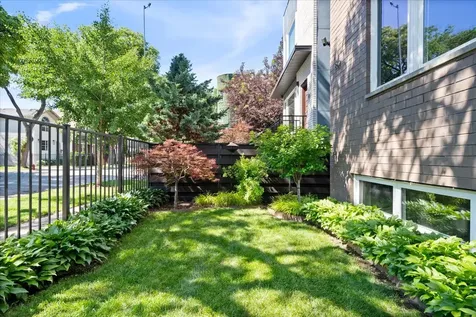 1859 North Albany Avenue Chicago IL 60647