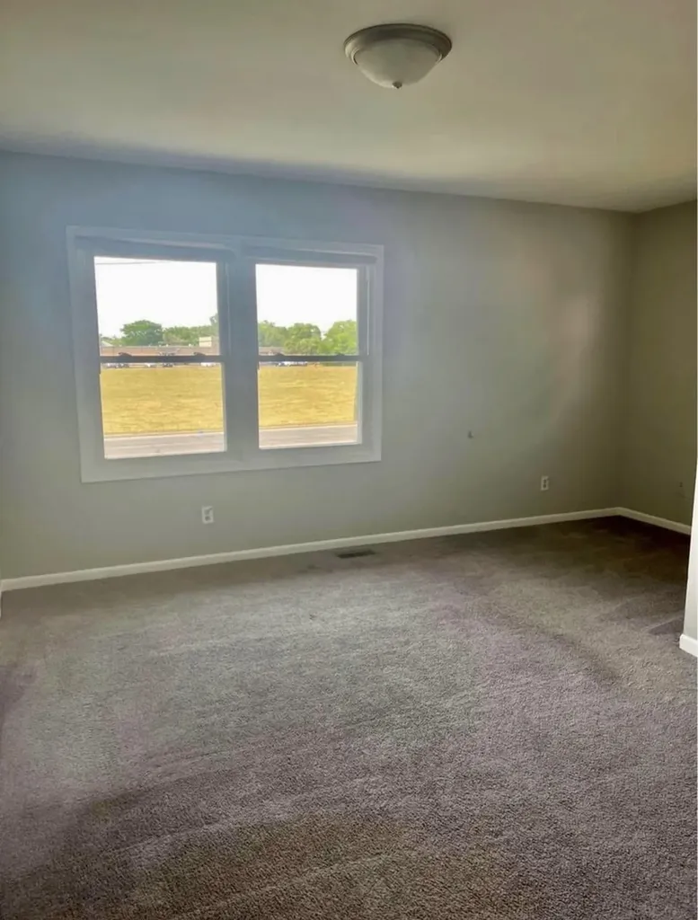 390 West Indian Trail Aurora IL 60506