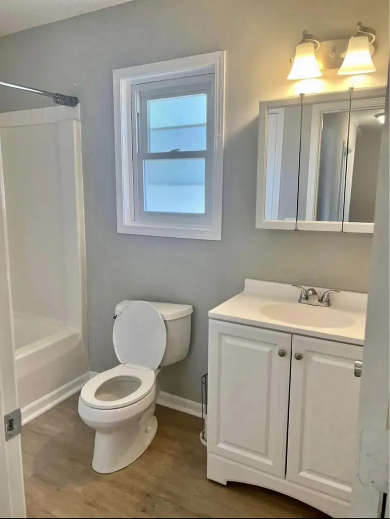 390 West Indian Trail Aurora IL 60506