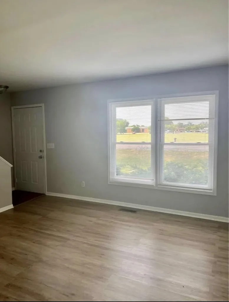 390 West Indian Trail Aurora IL 60506