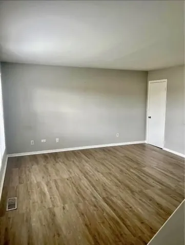 390 West Indian Trail Aurora IL 60506
