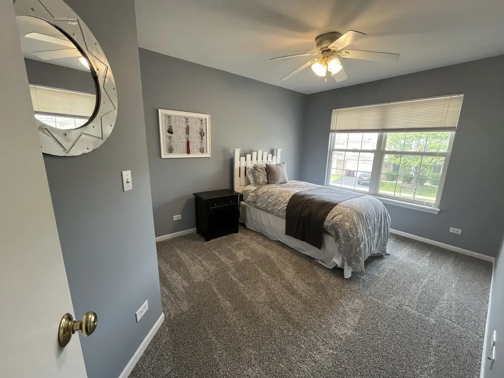 10520 Thornton Way Huntley IL 60142