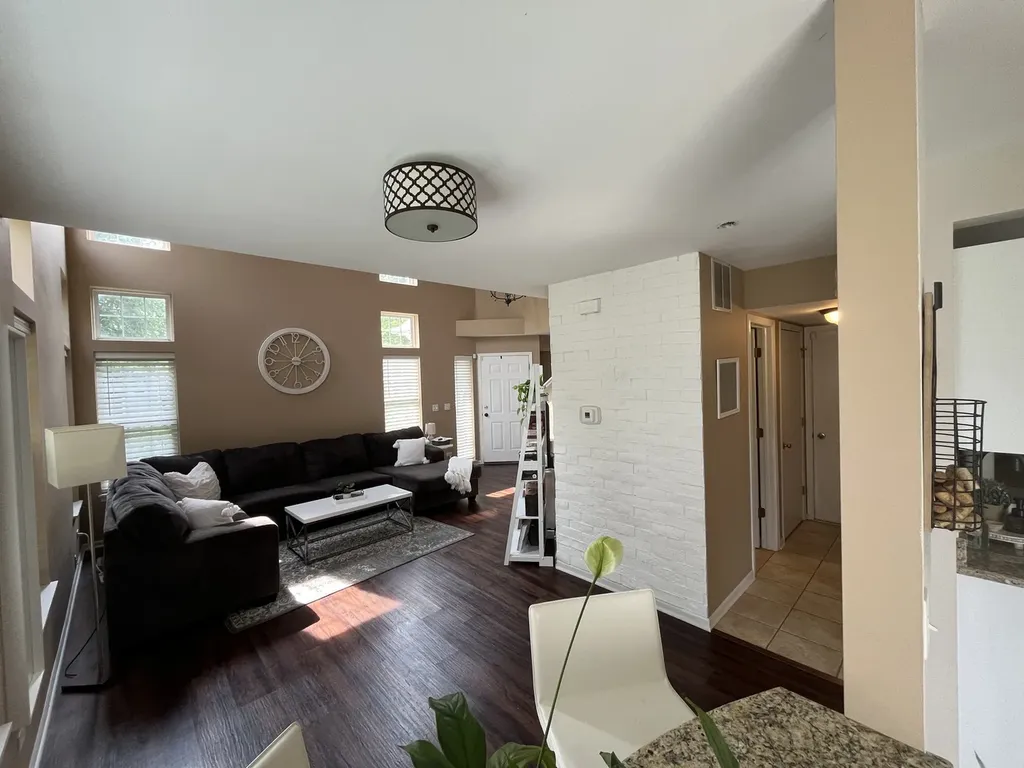 10520 Thornton Way Huntley IL 60142