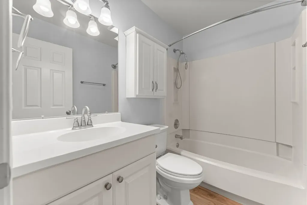 352 Danbury Drive Naperville IL 60565