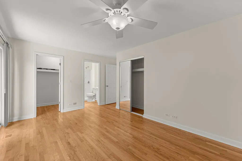 352 Danbury Drive Naperville IL 60565