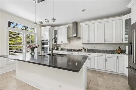 1863 Admiral Court Glenview IL 60026
