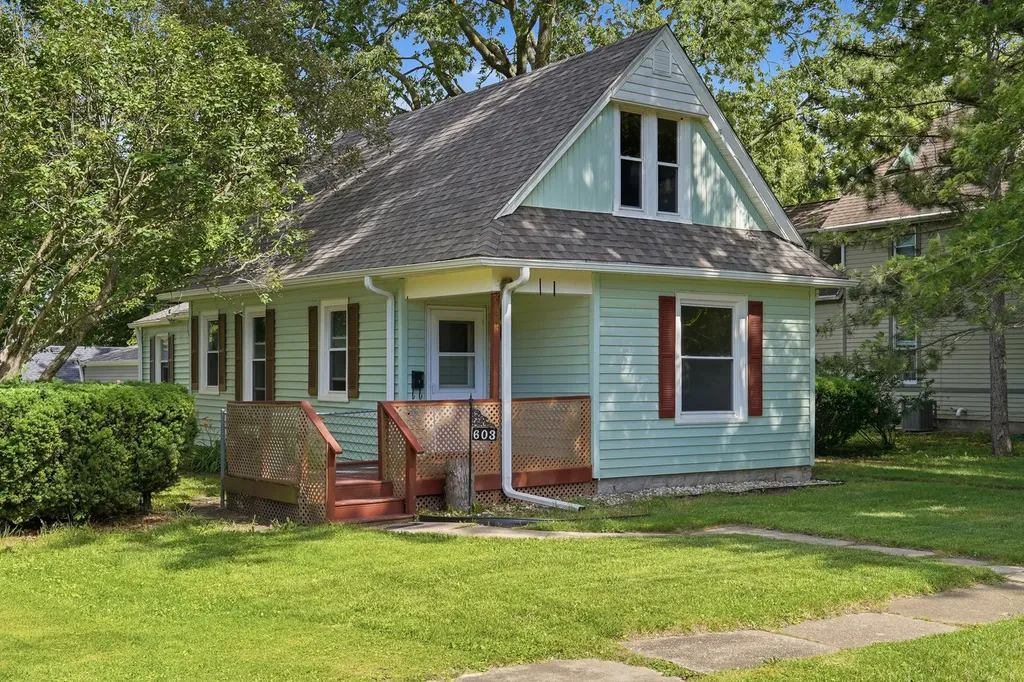 603 South Second Street Oregon IL 61061