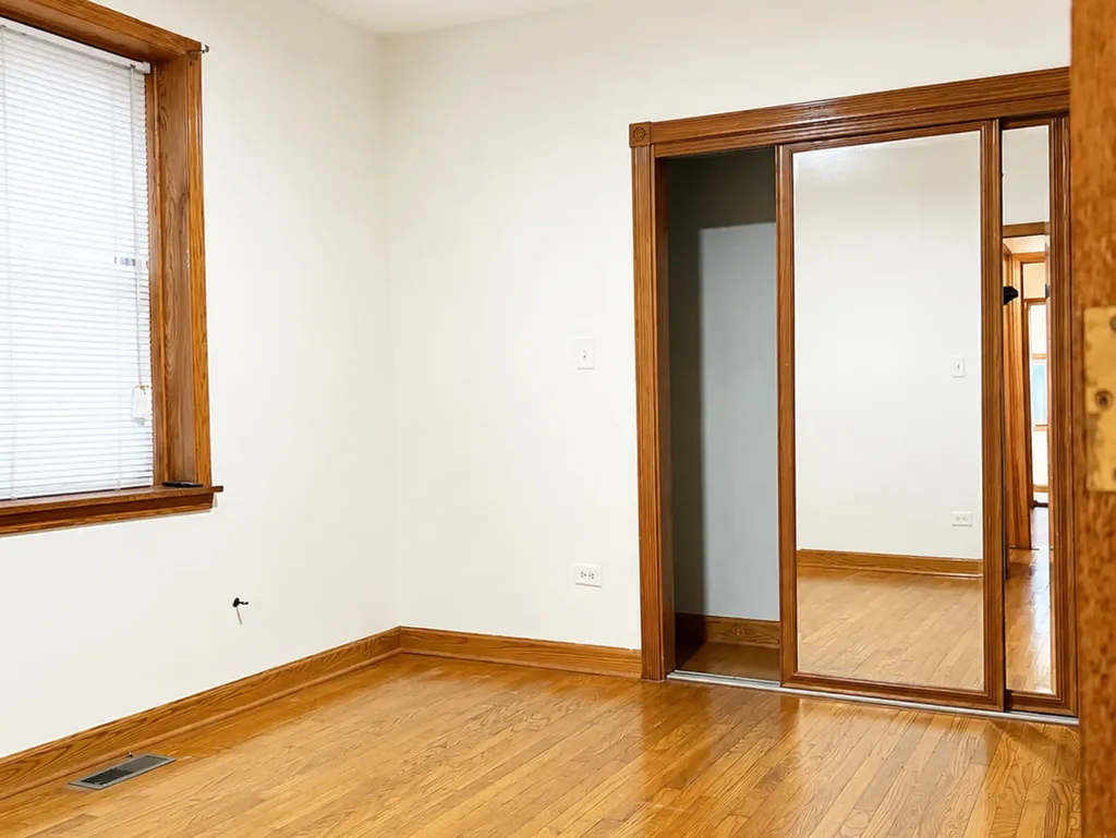4518 North Kasson Avenue Chicago IL 60630