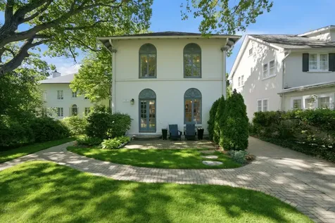376 Woodlawn Avenue Glencoe IL 60022