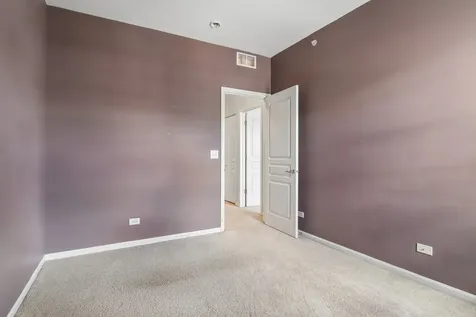 2220 Aurora Drive Pingree Grove IL 60140