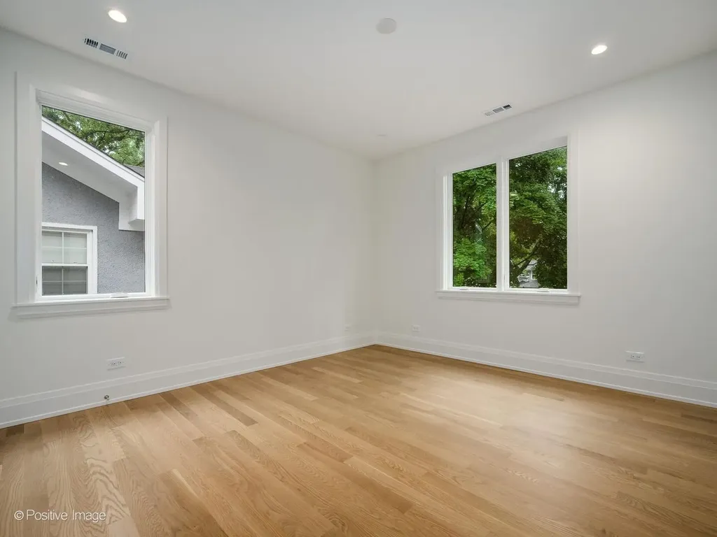 414 Laurel Avenue Wilmette IL 60091