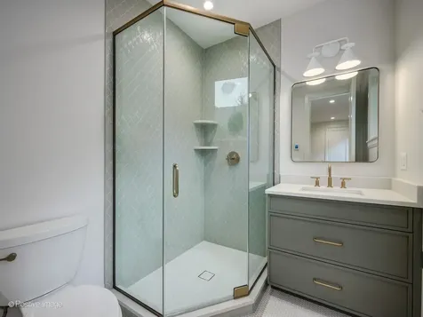 414 Laurel Avenue Wilmette IL 60091