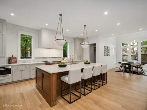 414 Laurel Avenue Wilmette IL 60091