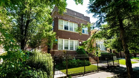 4819 West Cornelia Avenue Chicago IL 60641