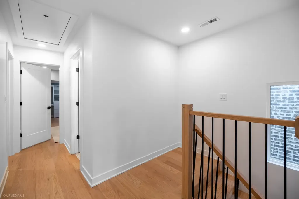 1952 North Bissell Street Chicago IL 60614