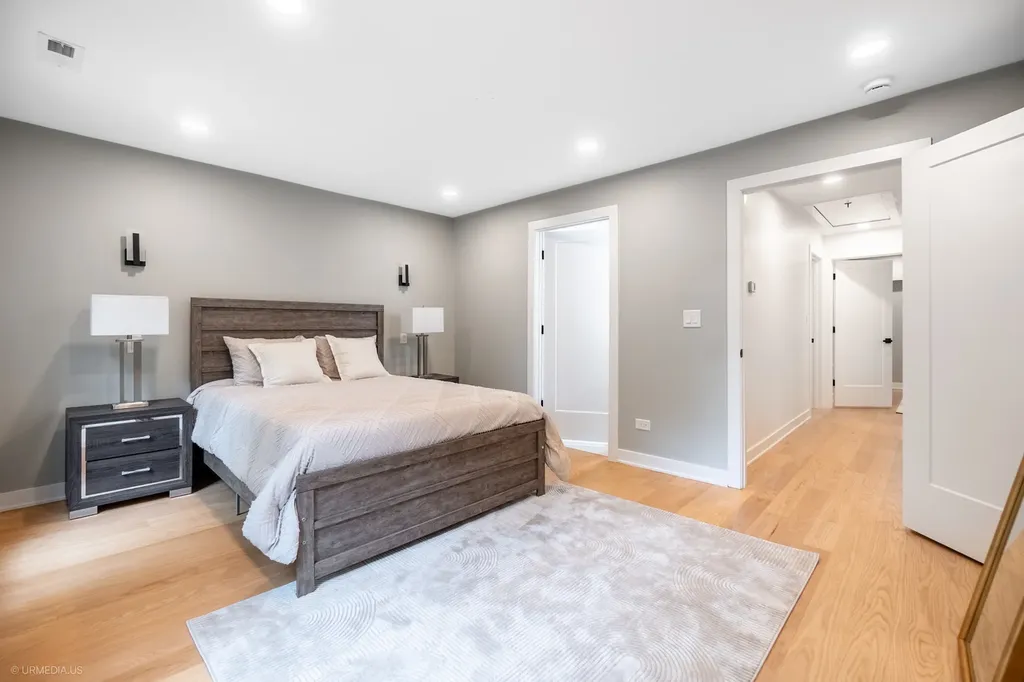 1952 North Bissell Street Chicago IL 60614