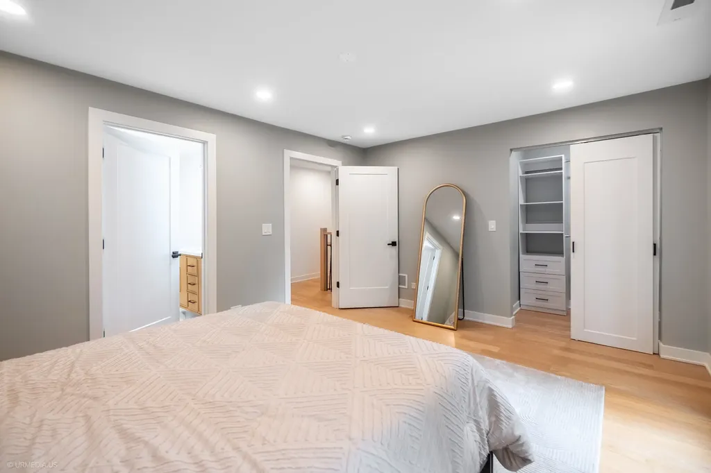 1952 North Bissell Street Chicago IL 60614