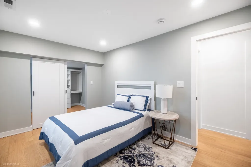 1952 North Bissell Street Chicago IL 60614
