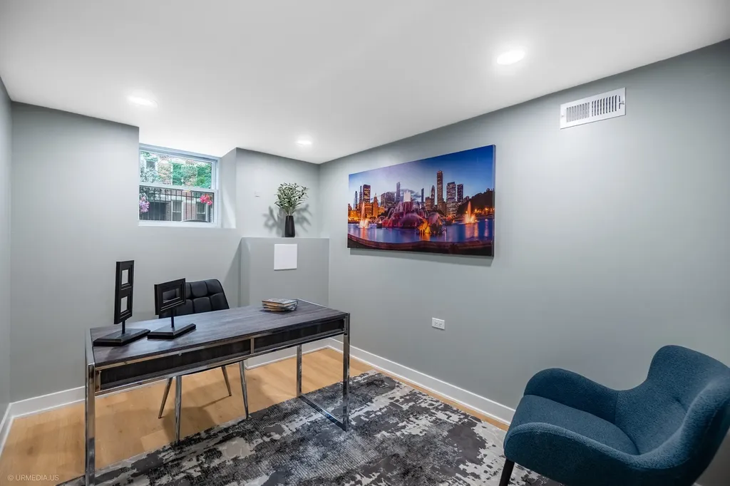 1952 North Bissell Street Chicago IL 60614