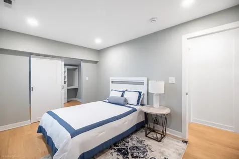 1952 North Bissell Street Chicago IL 60614