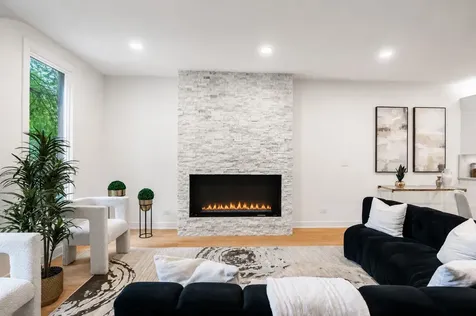 1952 North Bissell Street Chicago IL 60614