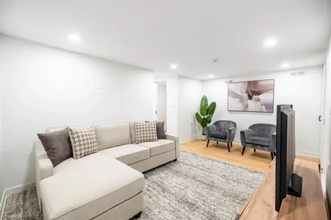 1952 North Bissell Street Chicago IL 60614