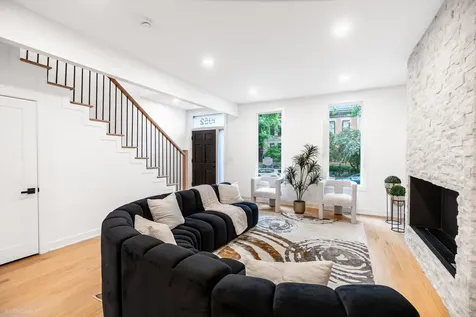 1952 North Bissell Street Chicago IL 60614