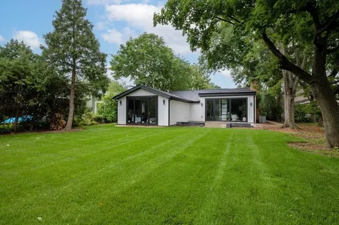 2238 Prairie Street Glenview IL 60025