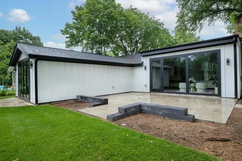 2238 Prairie Street Glenview IL 60025