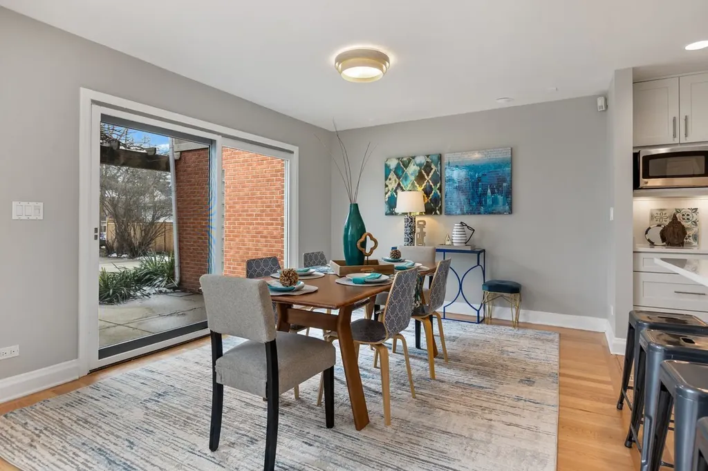 5133 Carol Street Skokie IL 60077