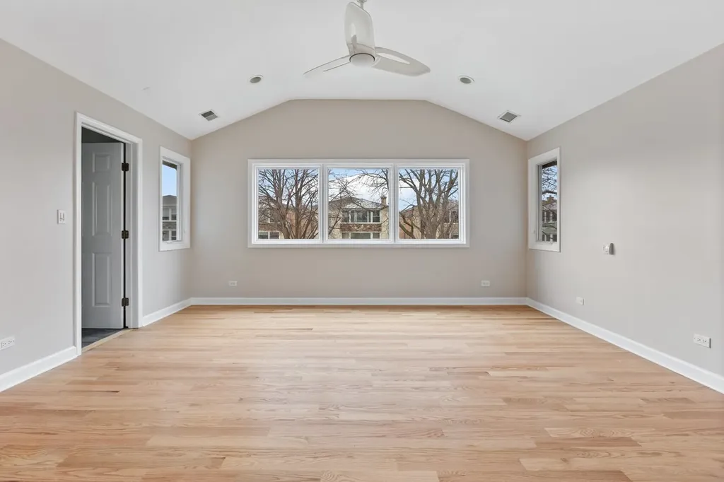 5133 Carol Street Skokie IL 60077