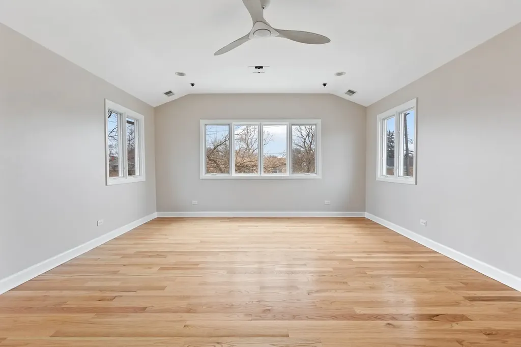 5133 Carol Street Skokie IL 60077