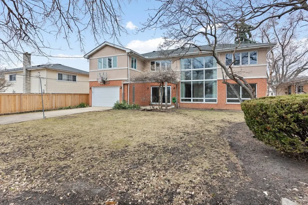 5133 Carol Street Skokie IL 60077