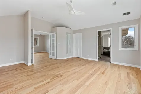 5133 Carol Street Skokie IL 60077