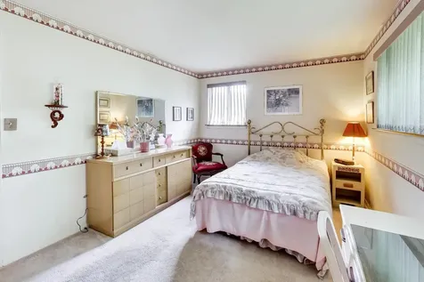 607 South George Street Mount Prospect IL 60056