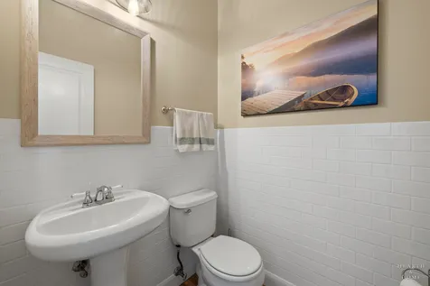 1 Parkside Court Algonquin IL 60102