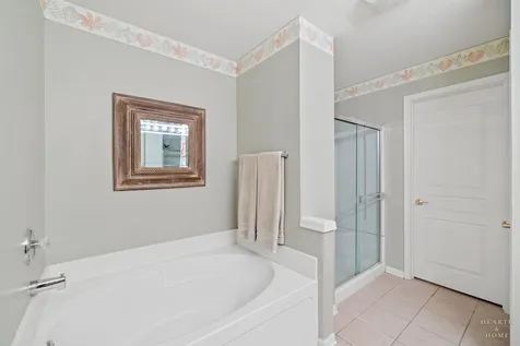 1 Parkside Court Algonquin IL 60102