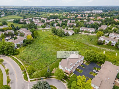 1 Parkside Court Algonquin IL 60102