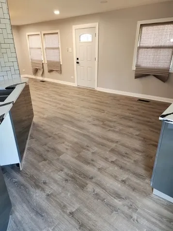 1942 Beacon Court Chicago Heights IL 60411